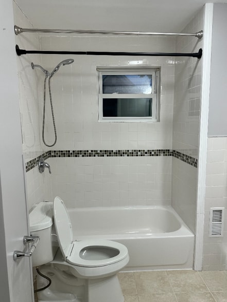 Building Photo - 16 Ashland Ave