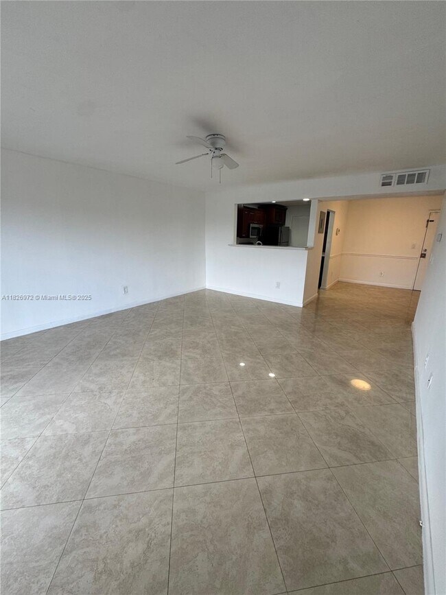 Building Photo - 4848 NW 24th Ct
