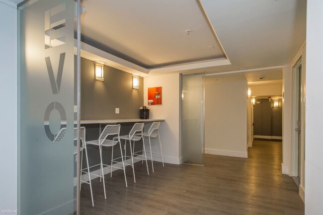 Building Photo - 2 br, 1 bath  - 10 Brainerd Rd # 10-47