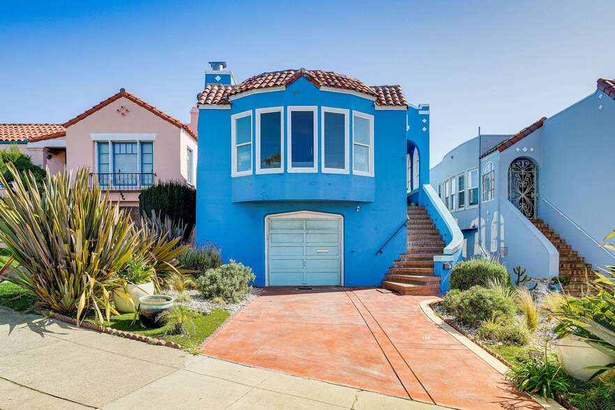 Building Photo - 211 Genebern Way