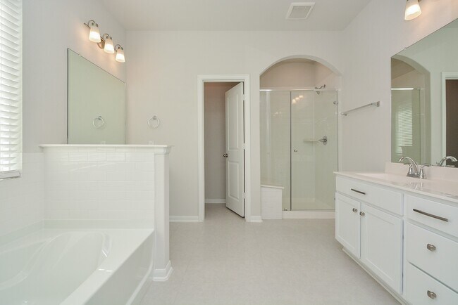 Building Photo - 8634 Herring Ln