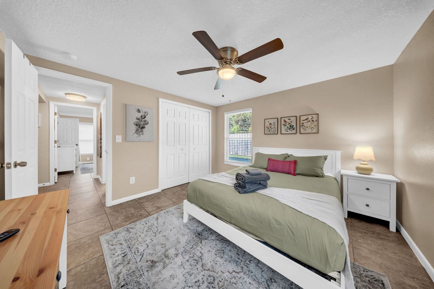 Building Photo - 779 34th St SE