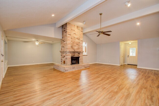 Building Photo - 13639 Harpers Bridge Dr