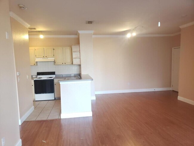 Building Photo - 2639 Maitland Crossing Way