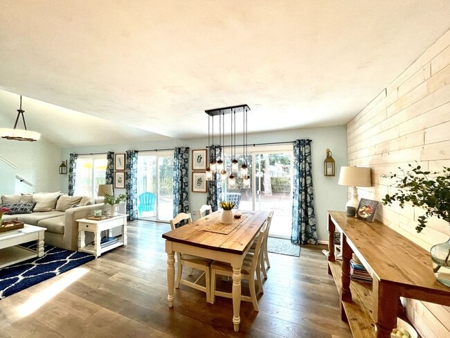 Building Photo - Spacious 6 bedroom home in Virginia Beach