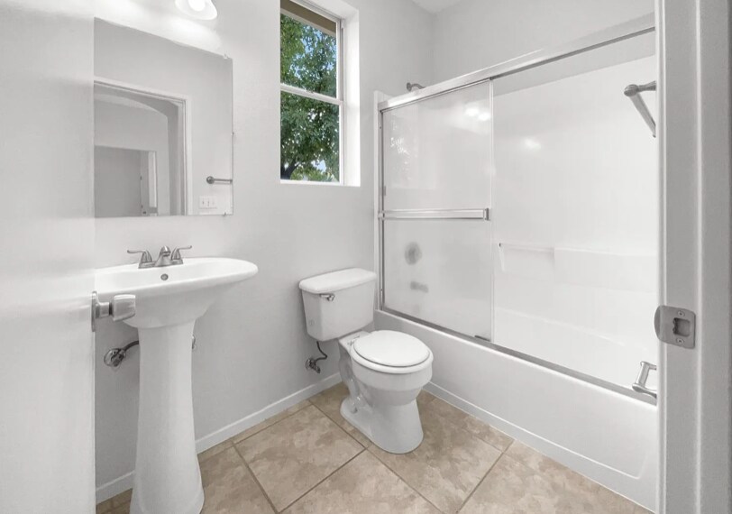 Building Photo - 9387 Bennoel Way
