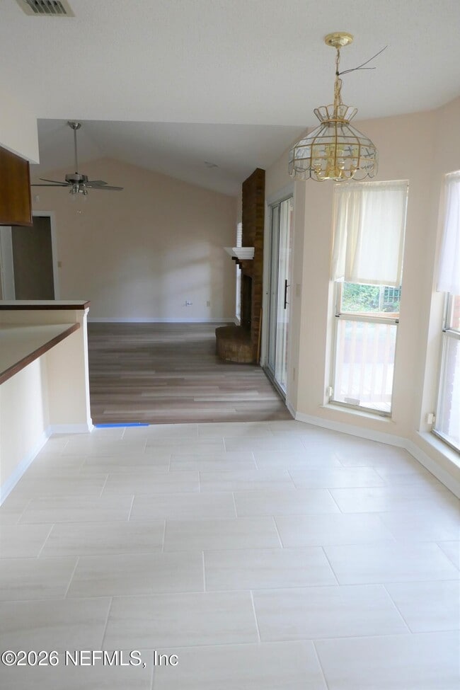 Building Photo - 10996 Raley Creek Dr S