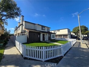 Building Photo - 7942 Moonshadow Cir