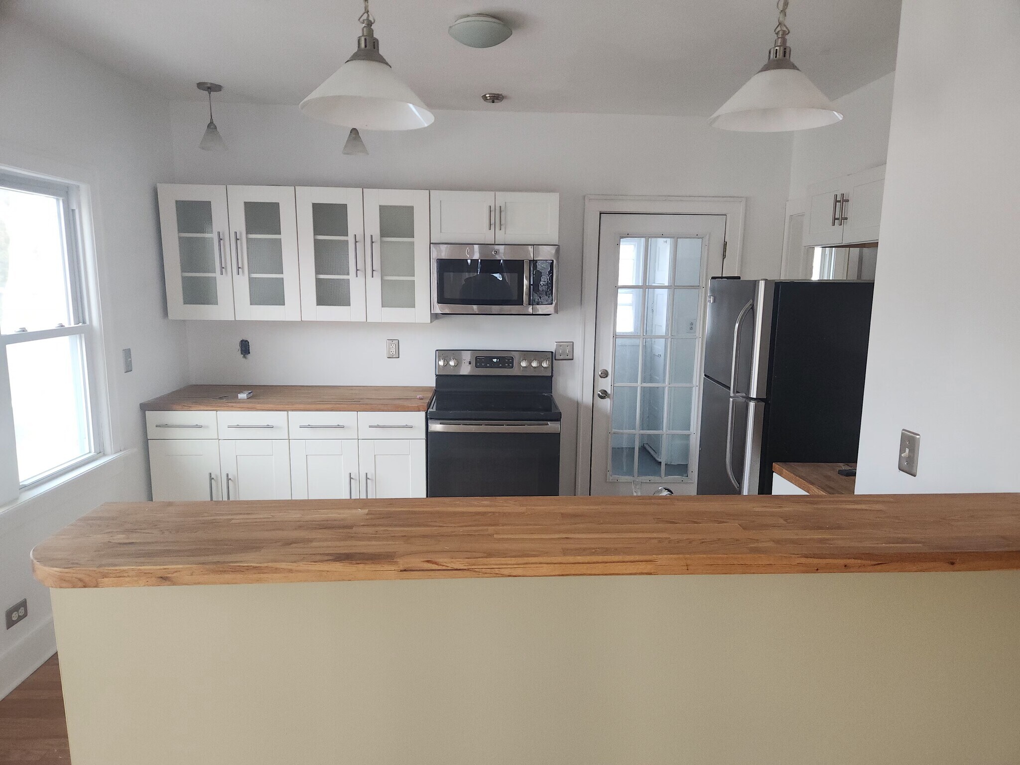 Building Photo - 171 Shotwell Park