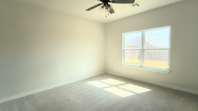 Building Photo - 1215 Sierra Ln