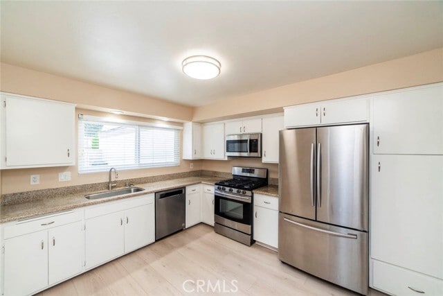 Building Photo - 4436 Sandburg Way