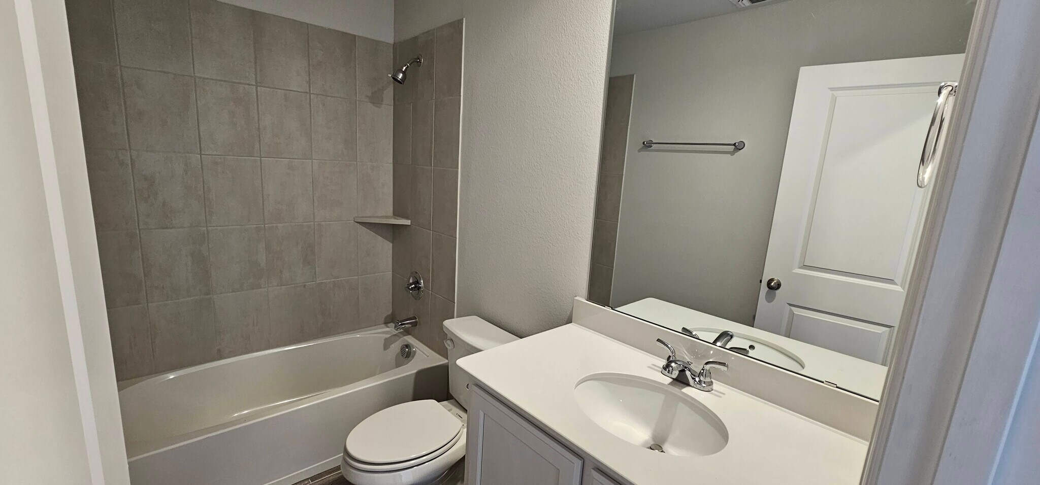 Building Photo - 5960 Bursey Rd