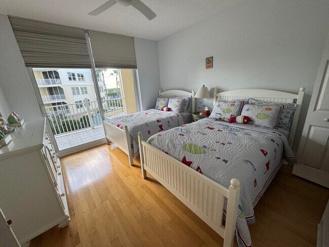 Building Photo - 221 Ocean Grande Blvd