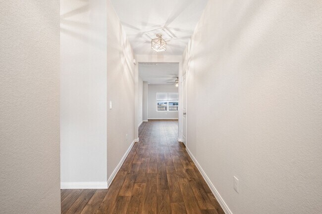 Building Photo - Fantastic 3 Bedroom, 2 Bath Home Near Downtown Hutto
