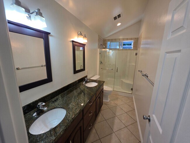 Building Photo - 4892 Oahu Dr