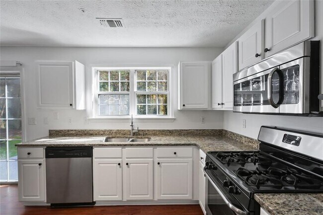 Building Photo - 1442 Glenover Cir