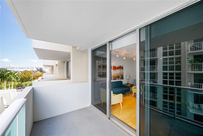 Building Photo - 1200 West Ave