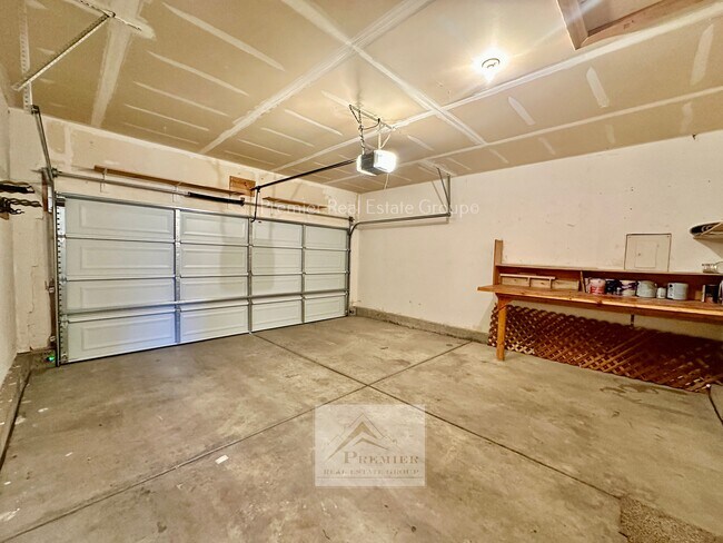 Building Photo - 7715 Middle Bay Way