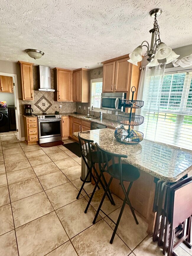 Building Photo - 86 Crystal Spring Dr