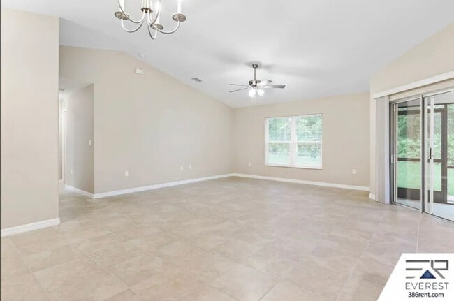 Building Photo - 14 Richland Ln