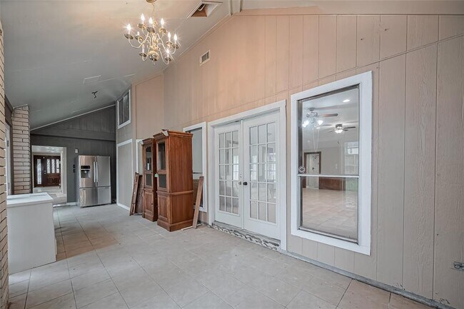 Building Photo - 4015 Black Locust Dr
