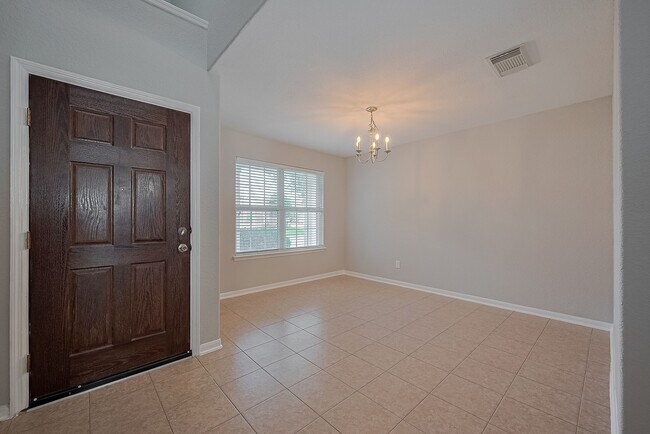 Building Photo - 9714 Angleside Ln