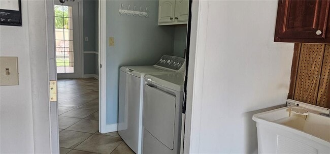 Building Photo - 14321 Mandolin Dr