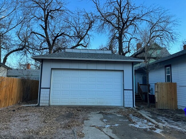 Building Photo - Charming 3BD/2BA Home in the Heart of Old ...