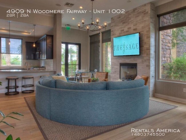 Building Photo - MOVE IN SPECIAL