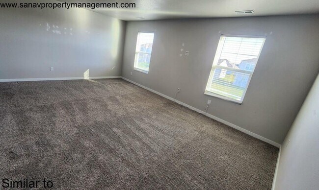 Building Photo - Charming & Spacious Home in Prime Ankeny L...