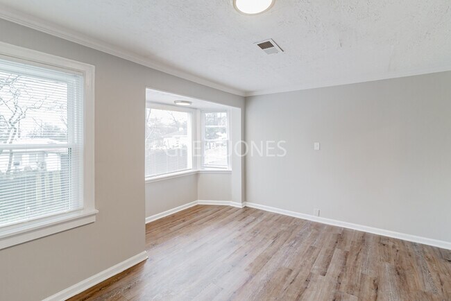 Building Photo - Charming 3 bedroom home in Birmingham!