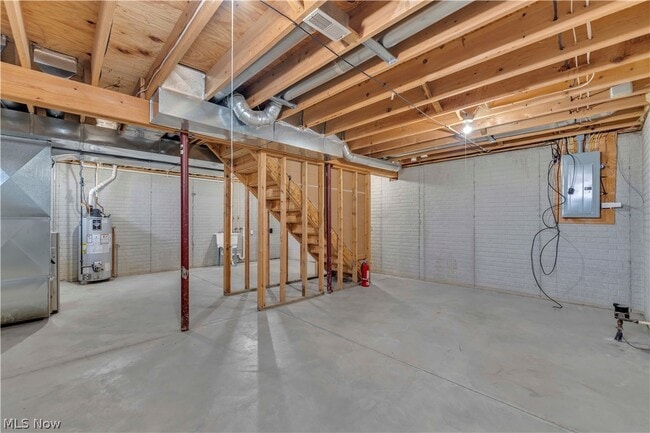 Building Photo - 1505 W 19th St