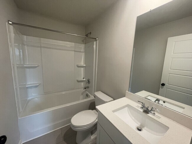 Building Photo - 4245 Gandalf Ln