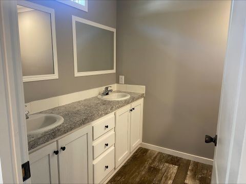 Building Photo - 6141 Balboa Ave