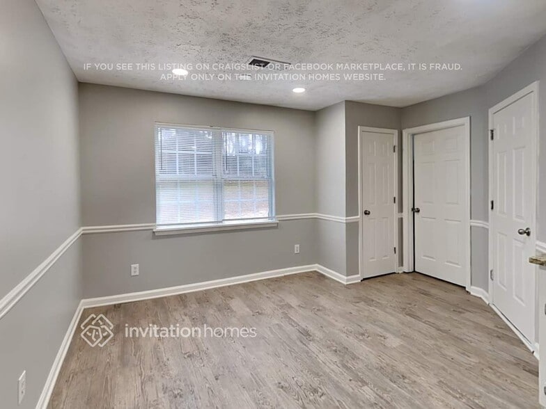 Building Photo - 2035 Amberly Glen Way