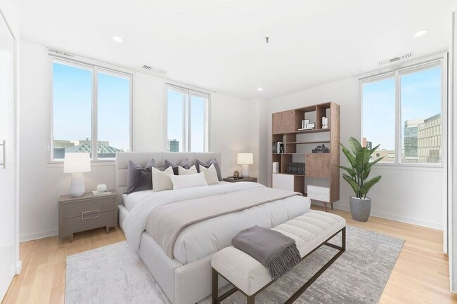 Building Photo - 4 Canal Park