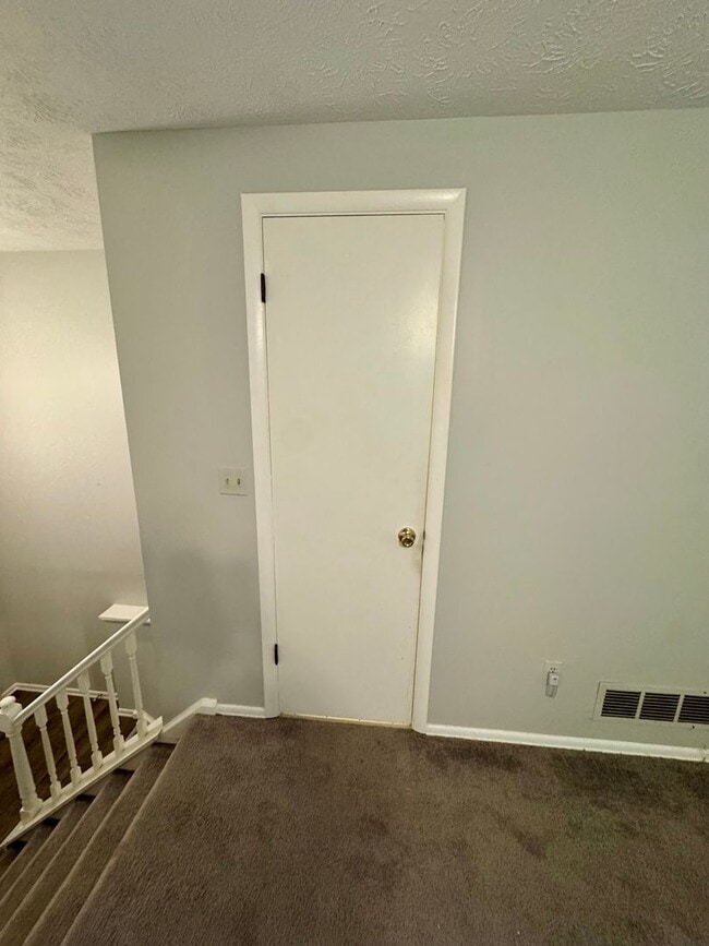 Building Photo - Charming 2 Bed 1 Bath in Cranberry!