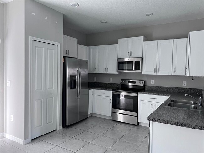 Building Photo - 3515 Bellmeade Ct