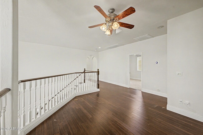 Building Photo - 2737 W Glenhaven Dr