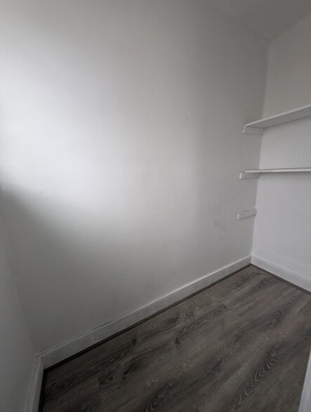 Building Photo - 134 Stamm Ave