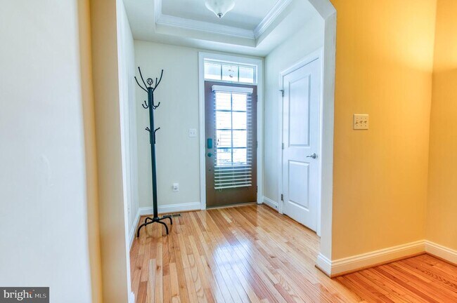 Building Photo - 315 Quarry Point Rd