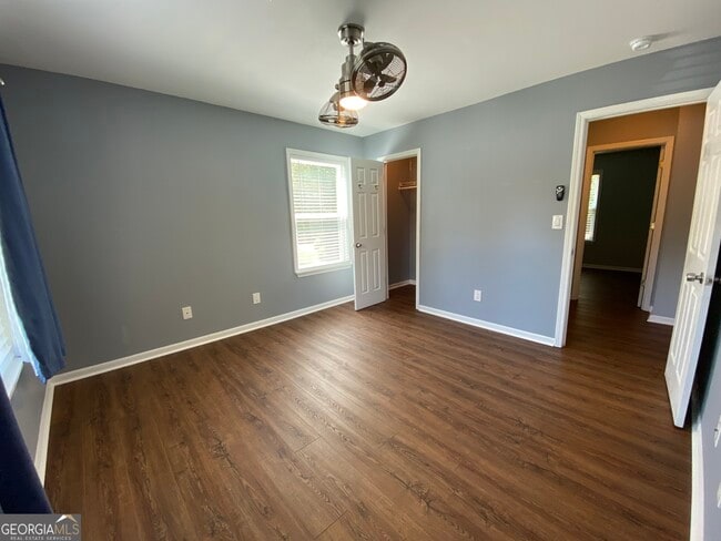 Building Photo - 318 Wood Ridge