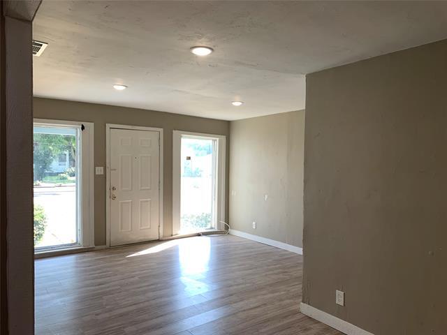 Building Photo - 3041 Sunnyvale St