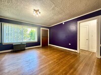Building Photo - Live in the Heart of Portland’s Buckman Ne...