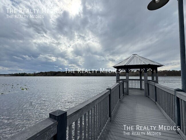 Building Photo - 6627 Queens Borough Ave