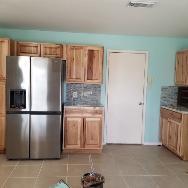 Building Photo - 6206 Verde Valley Dr