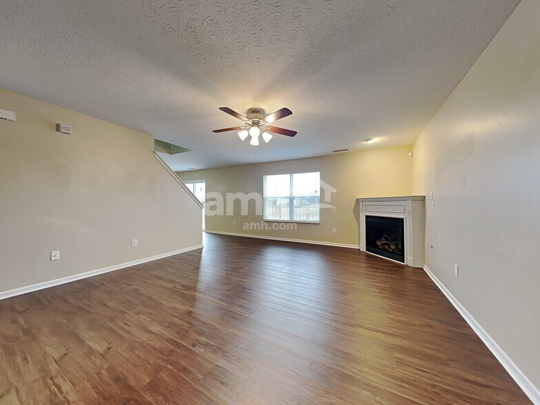 Building Photo - 11122 Corsair Pl