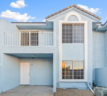 Building Photo - 1344 Park Ln
