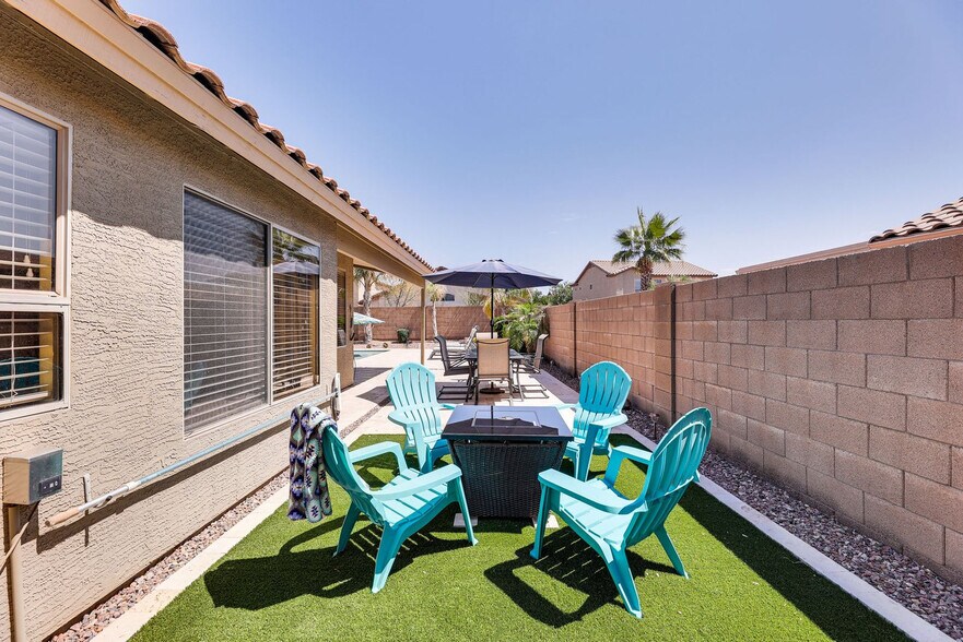 Building Photo - 43854 W Cahill Dr