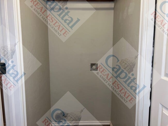 Building Photo - Welcome Home!